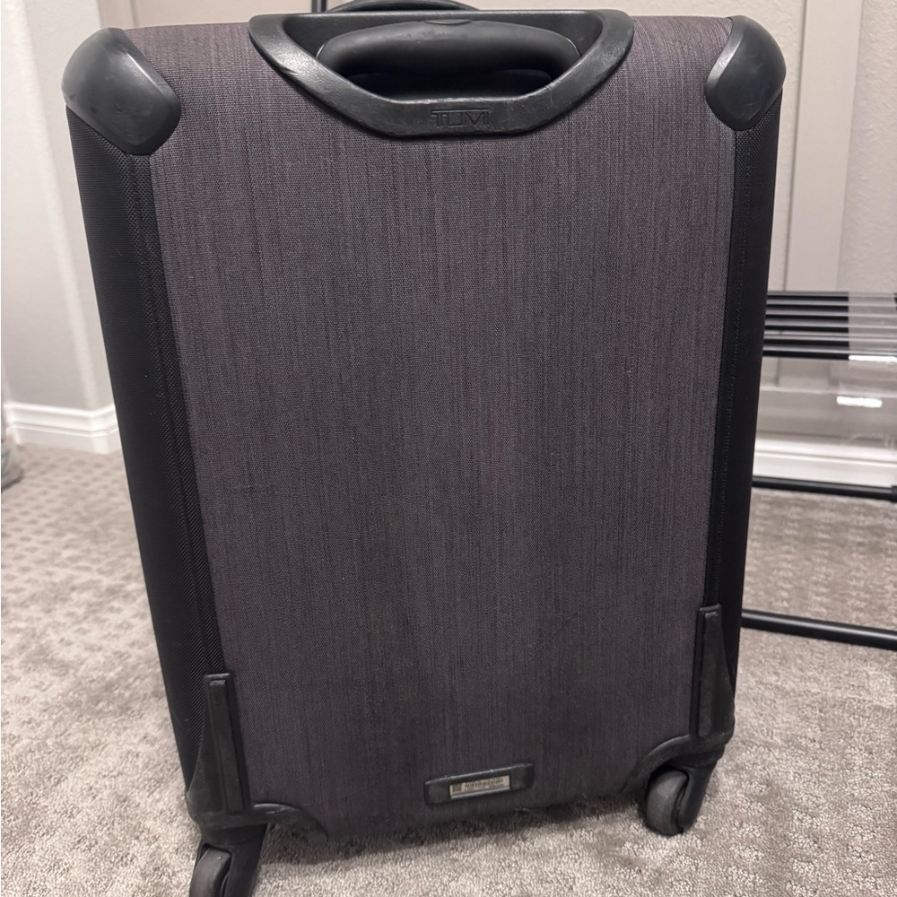 Tumi Gen 4.2 Short Trip Expandable 4 Wheel Packing Case Continental - Picture 4 of 12